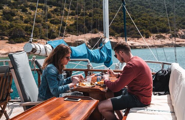 Sunset Dinner Cruise: Sunset, Swim, Drinks, and Dinner Onboard