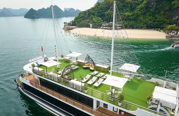 Full-Day HaLong Bay Luxury 5-Star Cruise: Transfer, Buffet, Kayak