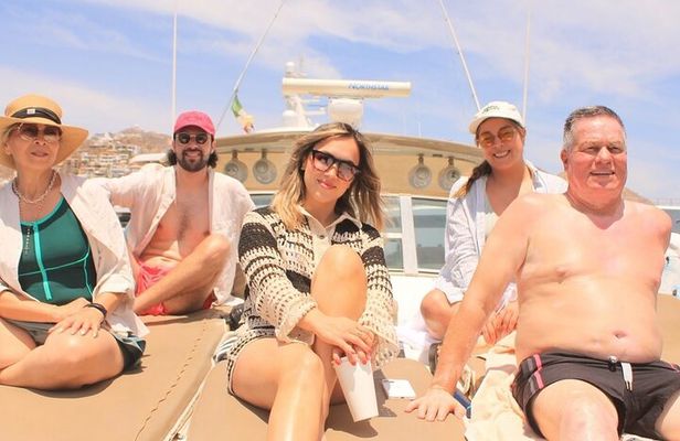 Cabo Private Yacht Cruise with Snorkeling and Swim Stop