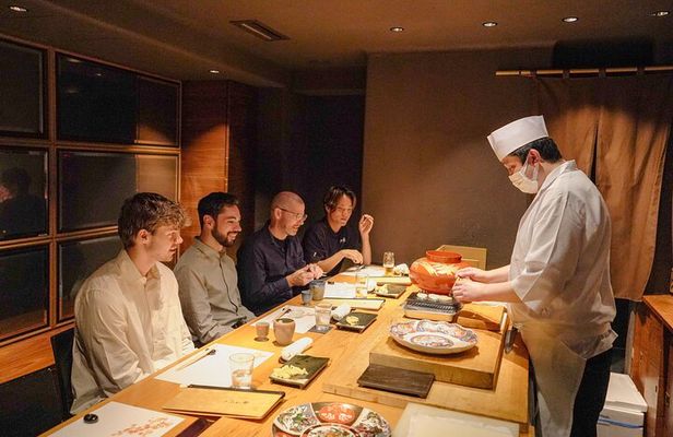 Chef's Choice Sushi & Tempura Luxury Foodie Tour in Ginza