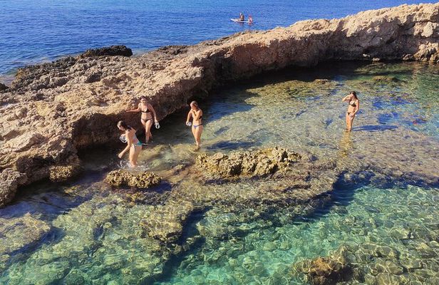 Palma de Mallorca: Small Group Tour by Locals in Hidden Coves