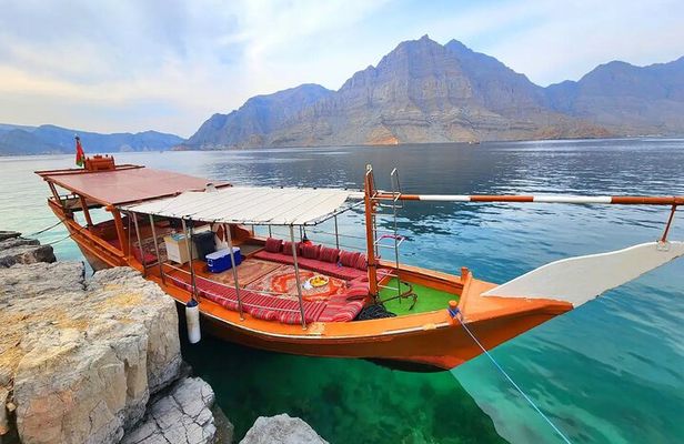 Khasab Overnight Dhow Cruise and Dolphin Watching Adventure