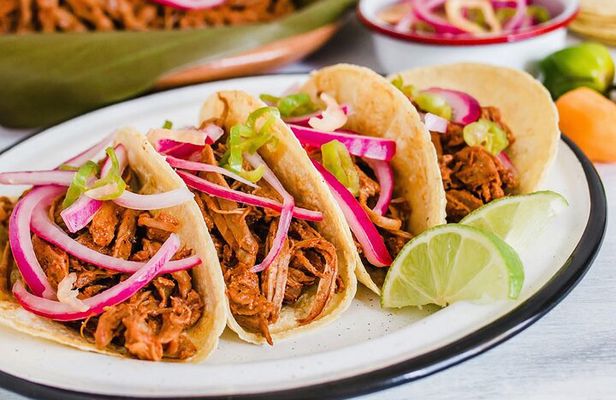 4 Hours Eat-As-You-Cook Yucatecan Class in Playa del Carmen
