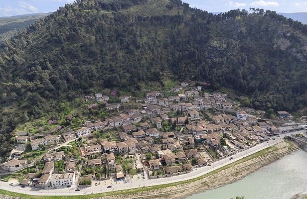 Tirana to Berat By Eden: Private day trip