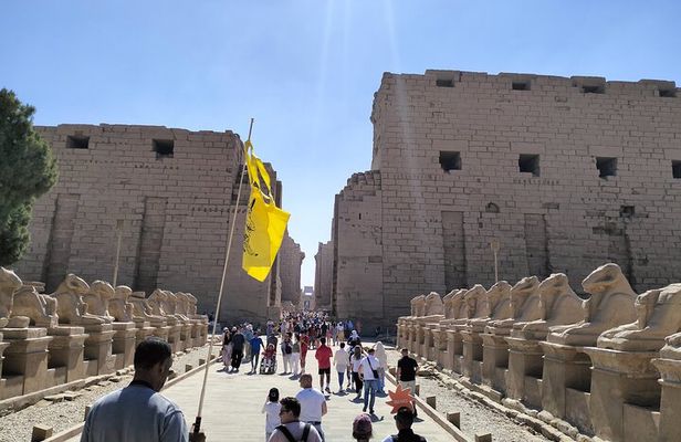 9 Days tour of GEM pyramids temples Nile cruise Hurghada