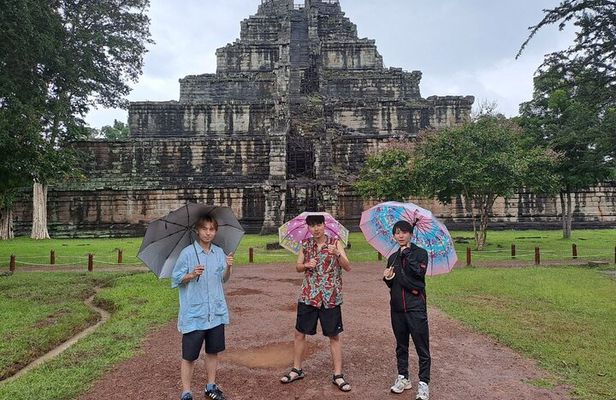Koh Ker & Beng Mealea Full-Day Join-in Tour by Minivan