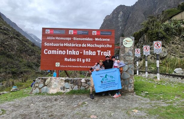 Classic Inca Trail 4 days to Machupicchu-Panoramic Train