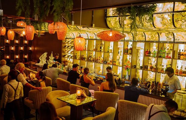 Evening Cocktail Tasting Experience in Pattaya