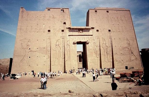 Private VIP Day Tour in Luxor East and West bank
