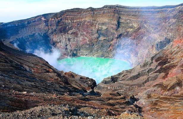 Fukuoka: Mount Aso Volcano, Kumamoto Castle, Grasslands Day Tour
