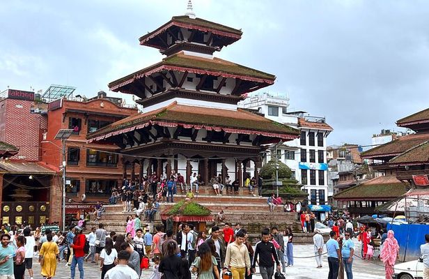 Classic Luxury Nepal Tour 7 Nights & 8 Days