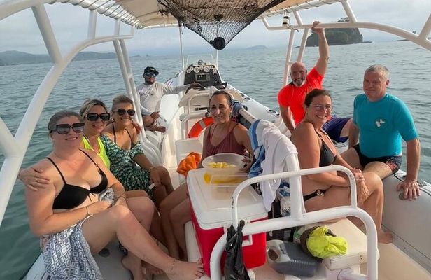 Tamarindo private snorkeling boat tour