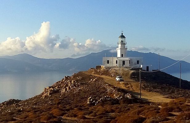 Discover Mykonos:4-Hour Van & Ano Mera Village Experience