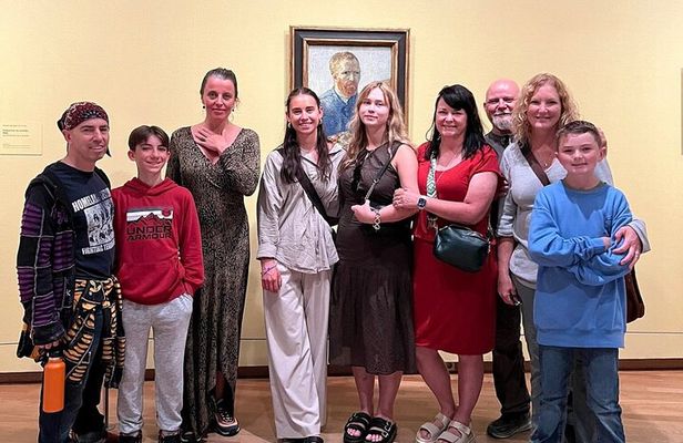 Private Family Tour at Van Gogh Museum for Kids and Teens