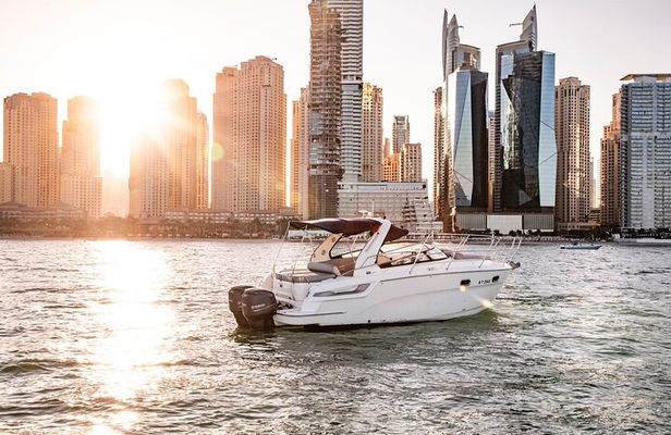 Private Yacht Rental In Dubai - Nora BMW 33ft