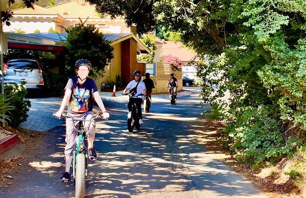 Hollywood Sign: Scott E-Bike Tours Los Angeles & More