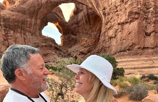 HIGHLY RATED Arches National Park Sightseeing Tour From Moab Utah