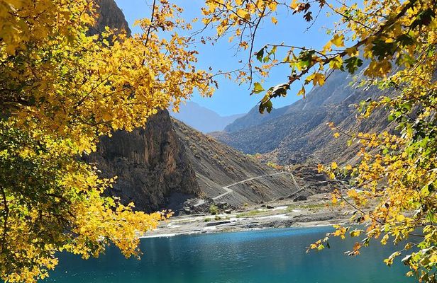 Day Tour from Samarkand Explore Panjakent and Seven Lakes
