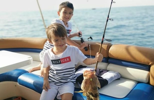 Private Fishing Yacht Tour from Dubai Marina