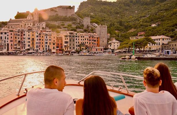  Portovenere & Three Islands Sunset Boat Tour from La Spezia 