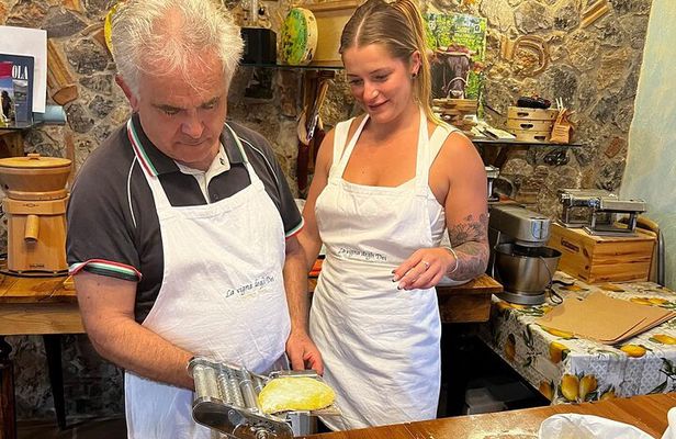 Amalfi Coast: Make Handmade Pasta, Tiramisu and Wine Tasting