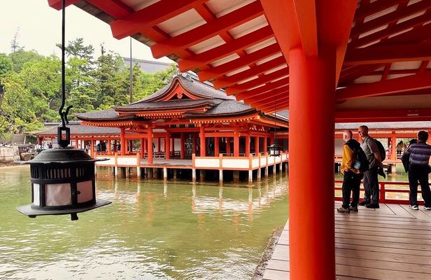 Miyajima Half-Day Private Experience with a Local