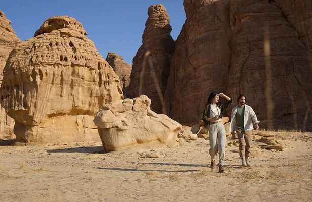 Private Tour to AlUla Discover Elephant Rock and Many Hidden Gems