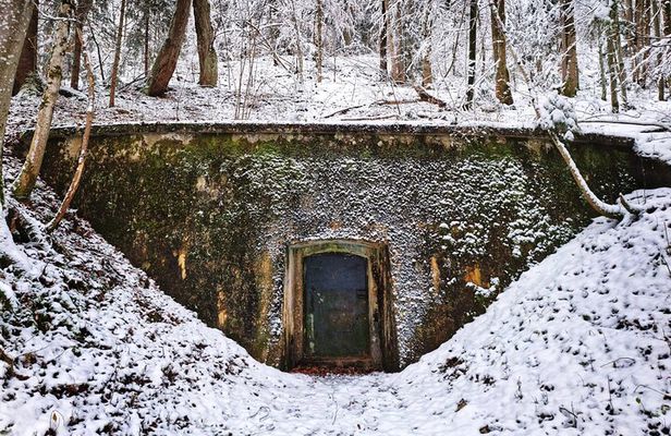 Explore Hitlers Mountain World War II Tour