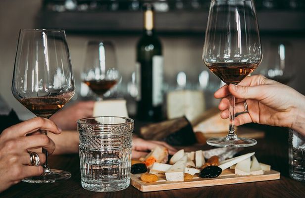 Guided Wine and Specialty Cheese Tasting in Montmartre