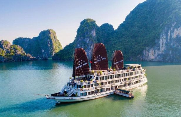 4-Day NinhBinh & Halong Bay 5 star Cruise cabin with balcony