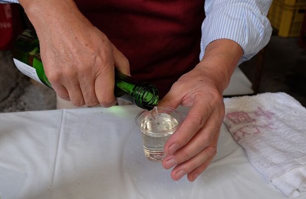 Half-Day Saijo Tour Sake Tasting and Brewery Tour in Hiroshima