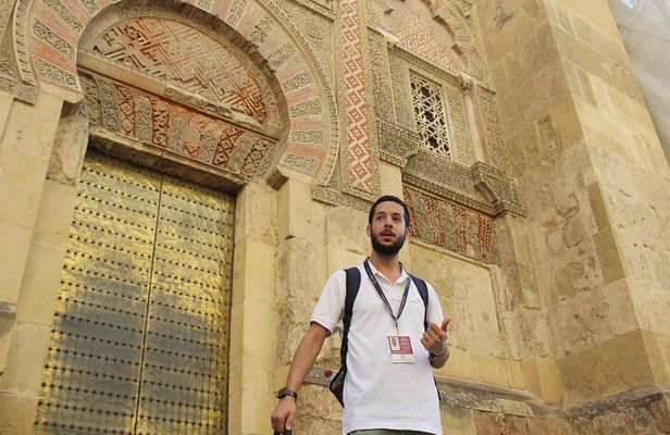 Guided tour of the Mosque and Alcazar of Cordoba