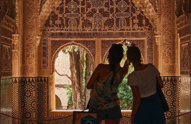 Alhambra Ticket Last Minute Deals
