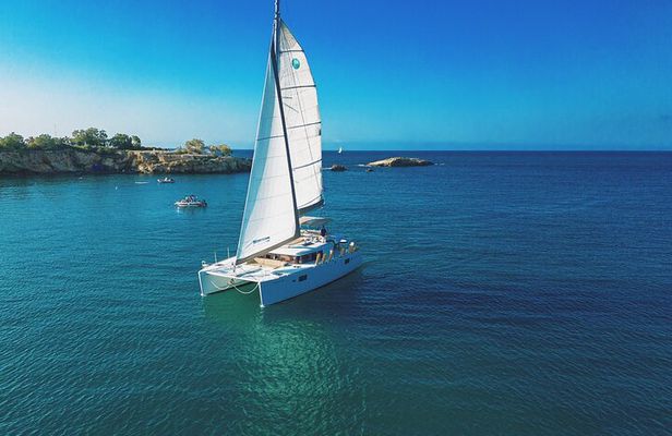 Heraklion: Catamaran Cruise to Dia, Sunset, Dinner, & Drinks