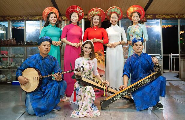 Dinner Cruise and Music Folk Song on the Perfume River