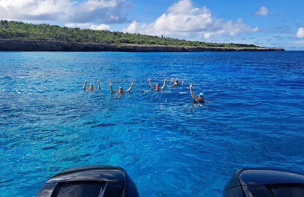 Private and Luxury 2 Stop Snorkel in Bonaire National Marine Park