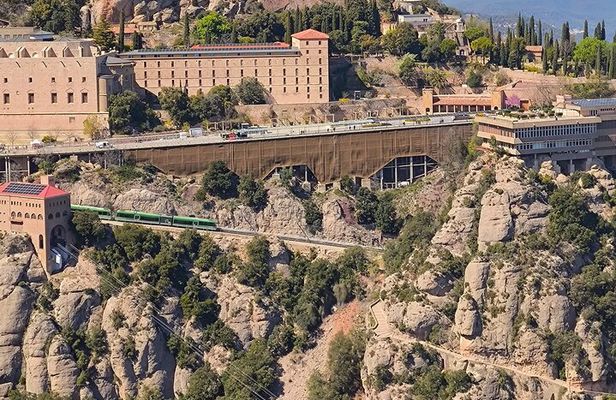 Montserrat Small Group with Cable Car and Cogwheel Train