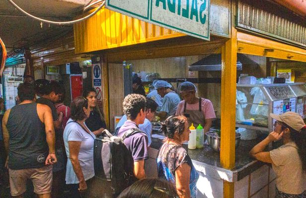 Tapas, Drinks & Tuktuks in The Lima Largest Non-Turisty Market