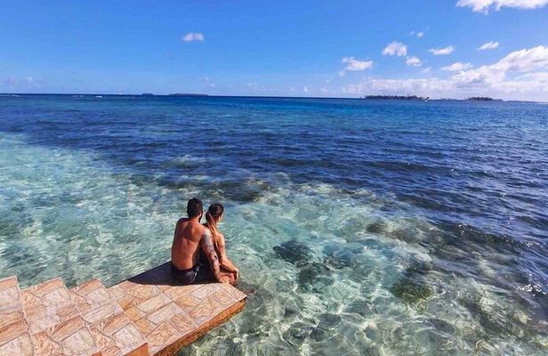 3D/2N - Private Over-Water Cabin in San Blas Islands + Boat Tour