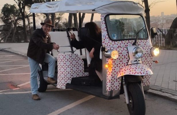 Madrid Sightseeing Tuk Tuk Tours