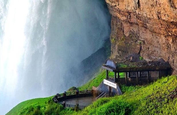 Niagara Falls Summer Fun Tour
