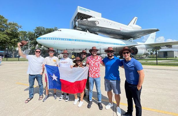 Houston NASA Space Center Ticket and Round-Trip Transportation