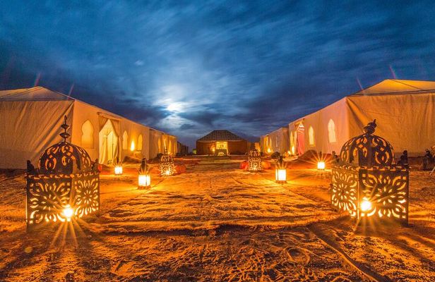 4 Day Private Tour Casablanca, Fez Merzouga Desert and Marrakech