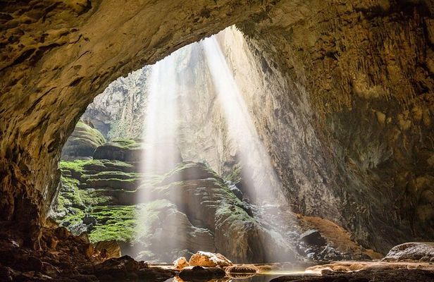 Hue to Paradise Cave and Phong Nha – Private Full Day Tour