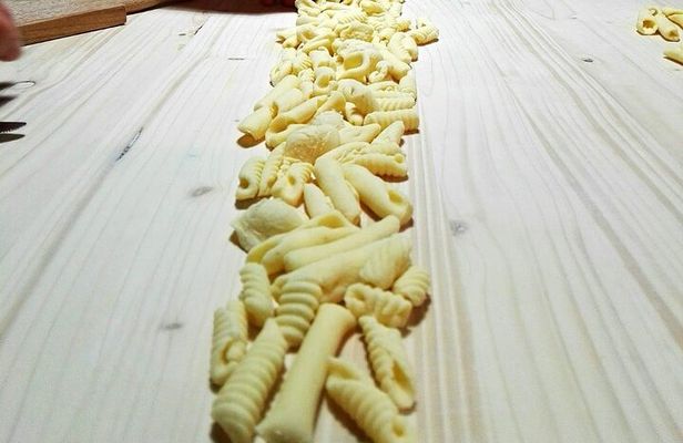 Bari Authentic Home Cooking Class with Wine & Local Recipes