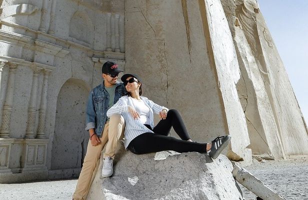 Tour to La Ruta del Sillar and Culesbrillas in Arequipa
