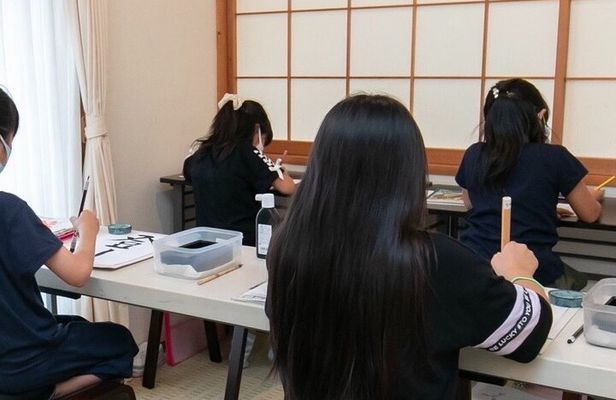 Calligraphy Experience in Shizuoka Fuji and Shizuoka Tea