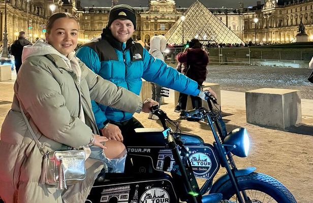 Night / Sunset Tour of Paris in Electric Bike