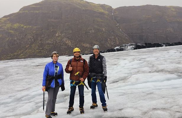 Private South Coast Guided Day Tour with Glacier Walk