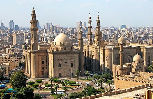 Islamic Cairo Museum of Islamic Art and Sultan Hassan Mosque